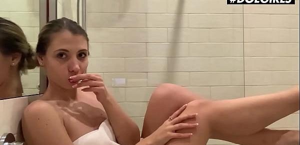 trendsDOEGIRLS - Stefanie Moon - Hot Russian Masturbates During Shower